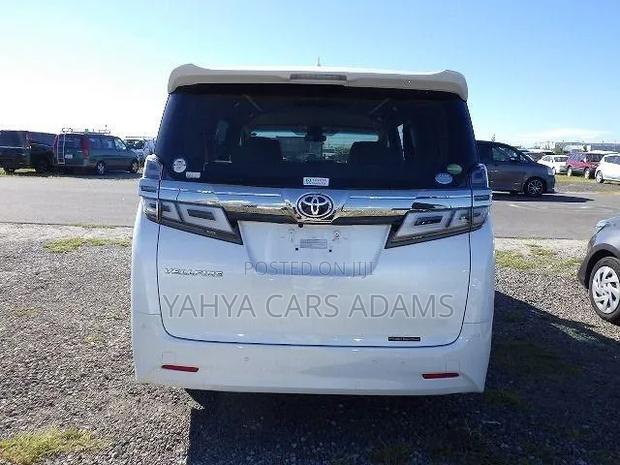 Toyota Vellfire 2019 Pearl