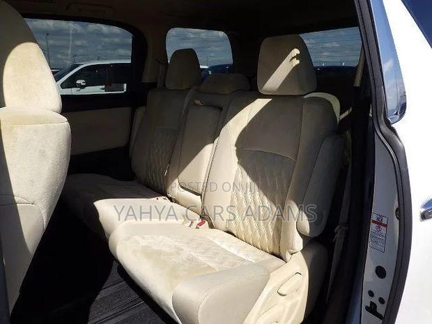 Toyota Vellfire 2019 Pearl