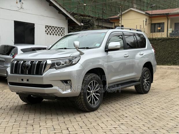 Toyota Land Cruiser Prado 2019 Silver