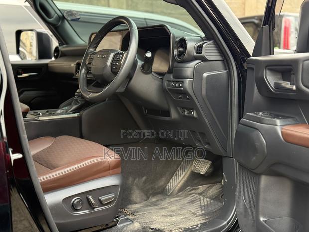 Toyota Land Cruiser LC250 2024 Black