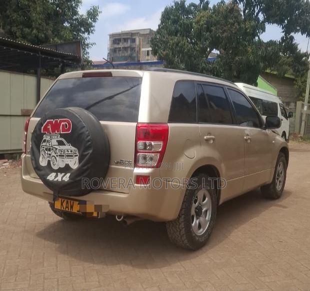 Suzuki Grand Vitara 2006 Beige