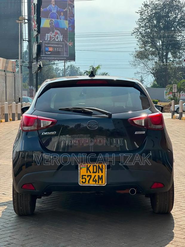 Mazda Demio 2016 Black