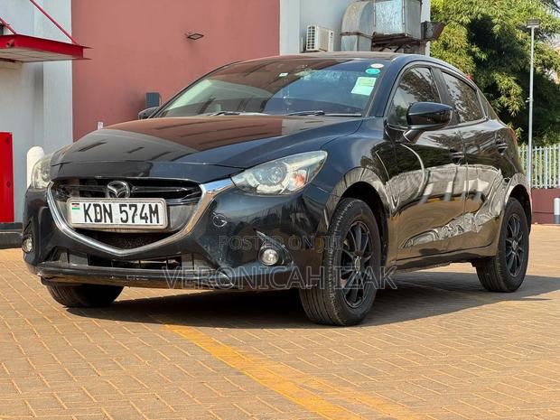 Mazda Demio 2016 Black