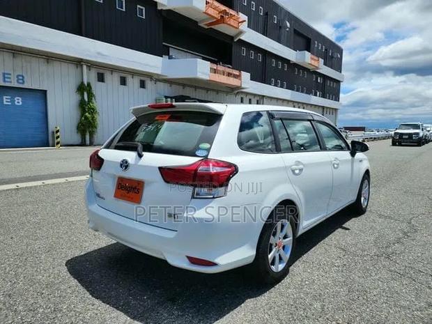 Toyota Corolla Fielder 2019 White