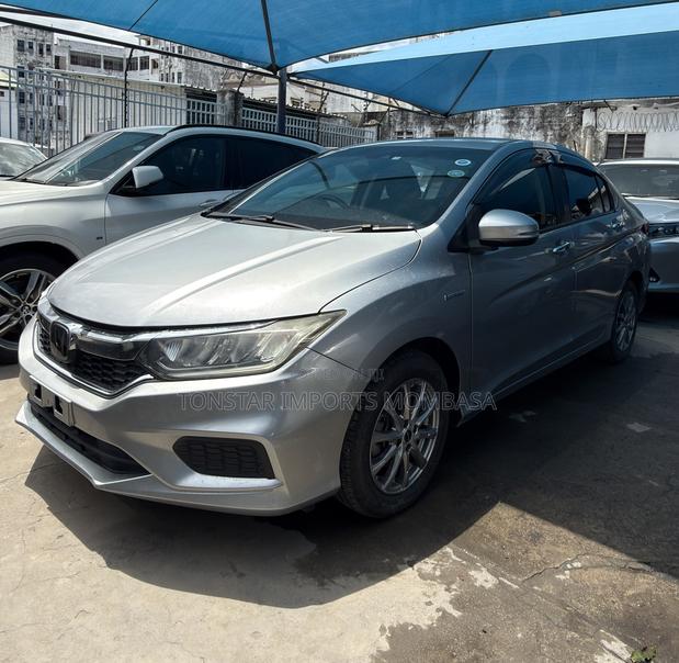 Honda Grace 1.5 Hybrid FWD 2019 Silver