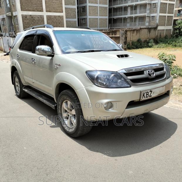 Toyota Fortuner 2007 Silver