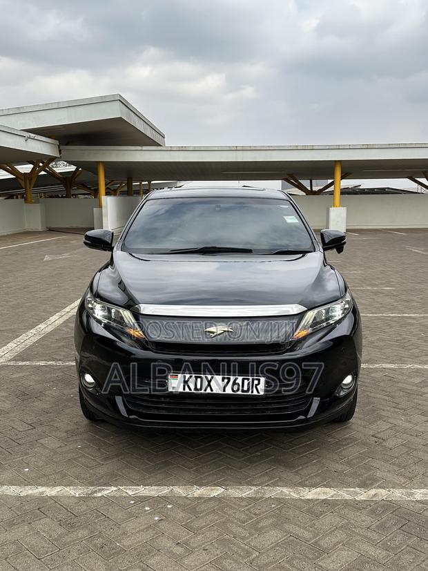Toyota Harrier 2.0 2015 Black