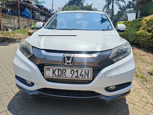 Honda Vezel 2017 White