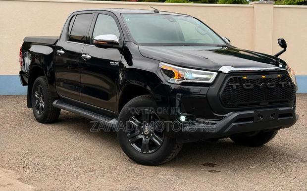 Toyota Hilux Revo Double Cab Deisel 2.4 AWD 2021 Black