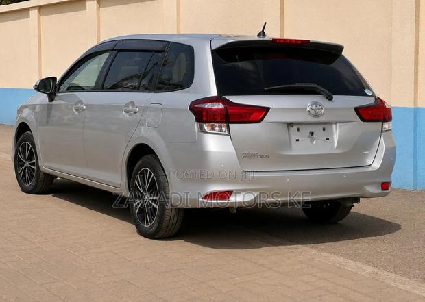 Toyota Corolla Fielder 2020 Silver