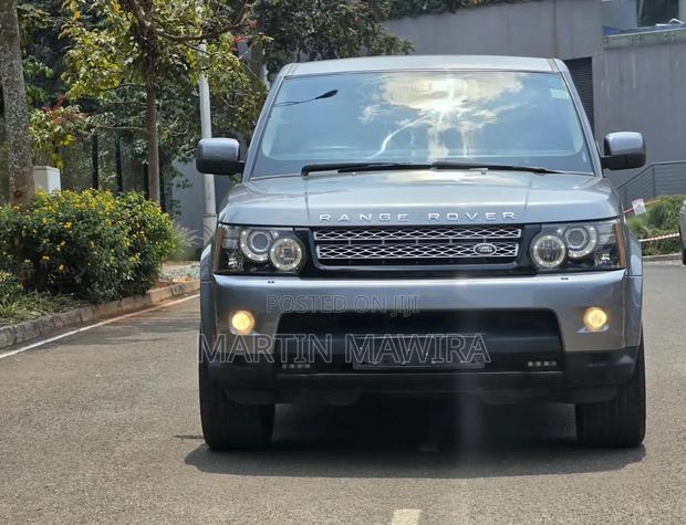 Land Rover Range Rover Sport 2012 Gray