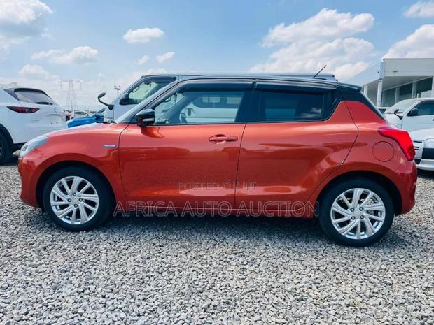 Suzuki Swift 2020 Orange
