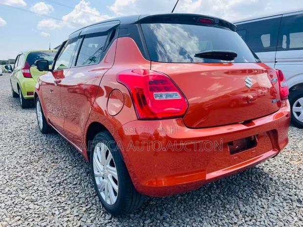 Suzuki Swift 2020 Orange