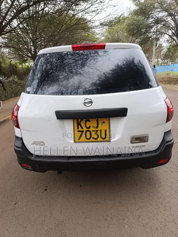 Nissan Advan 2010 White
