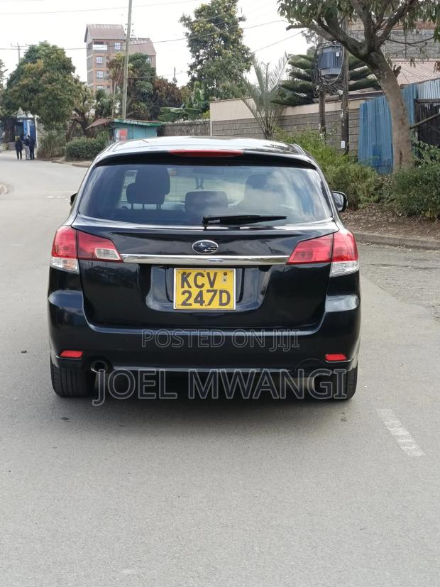 Subaru Legacy 2011 Black