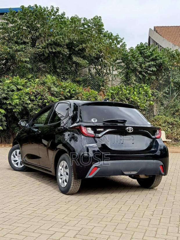 Toyota Yaris 2021 Black
