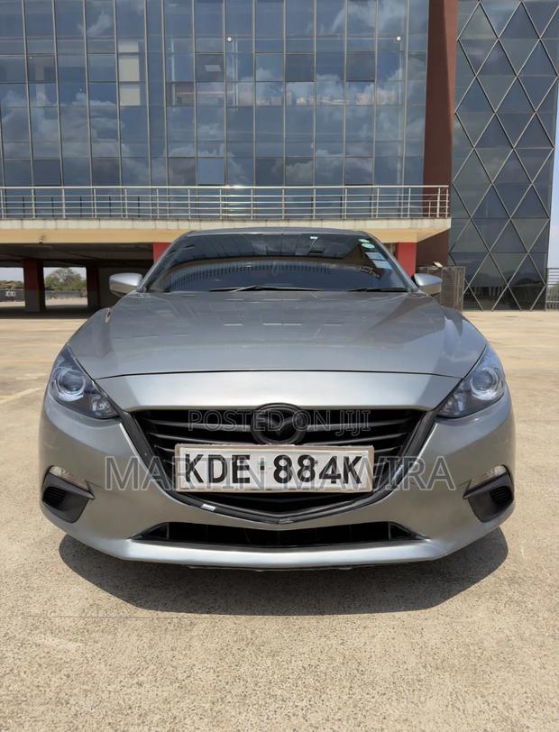 Mazda Axela SV Premium 2014 Gray