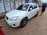Toyota RAV4 2012 White for sale
