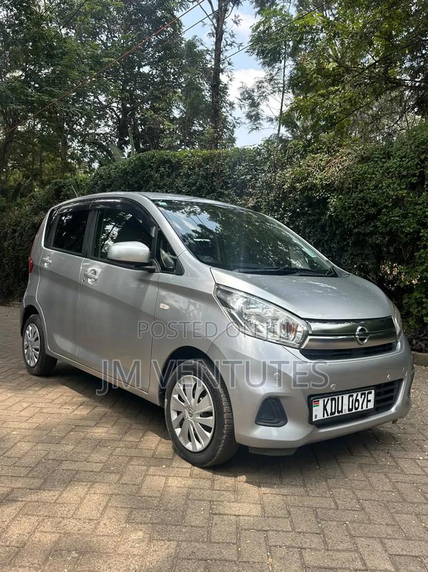 Nissan Dayz 2018 Silver