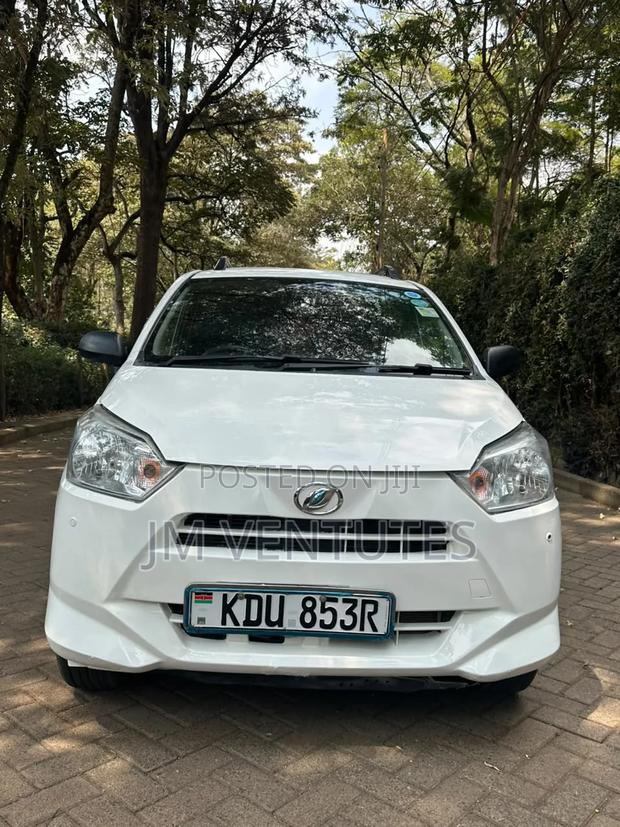Daihatsu Mira 2017 White