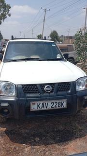 Nissan Hardbody 2000i 2006 White for sale