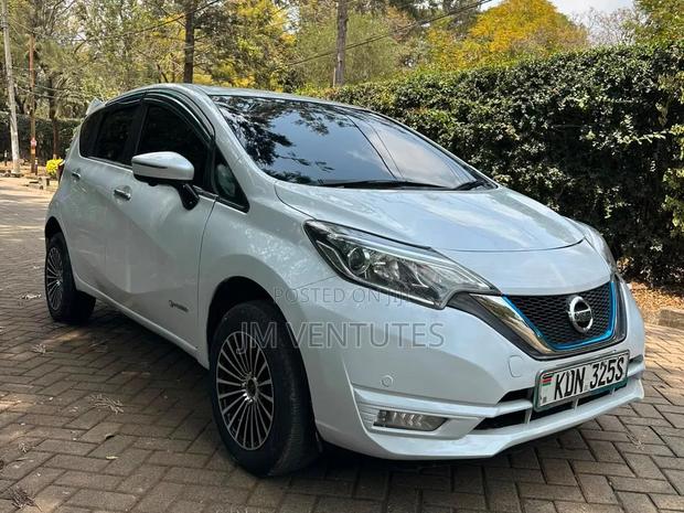 Nissan Note 2016 White