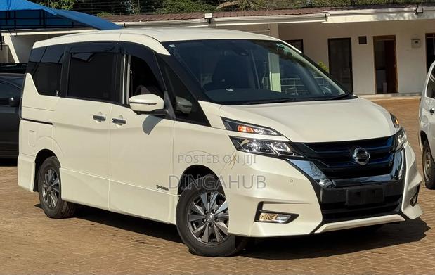 Nissan Serena 2019 White