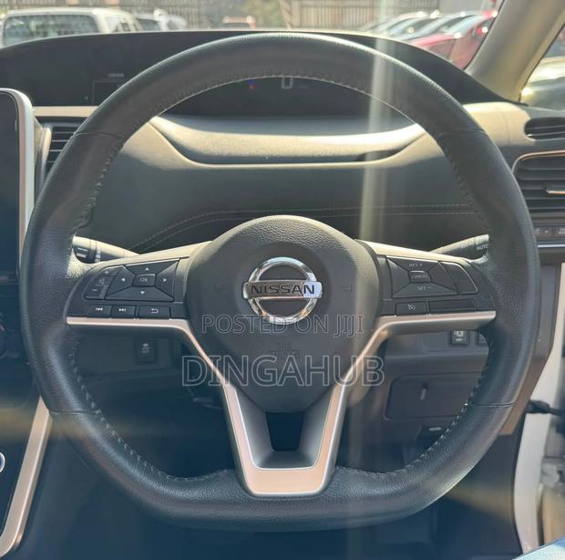 Nissan Serena 2019 White