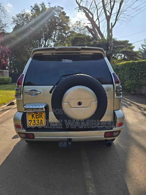 Toyota Land Cruiser Prado 2005 Beige