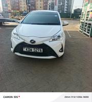 Toyota Vitz 2018 White for sale