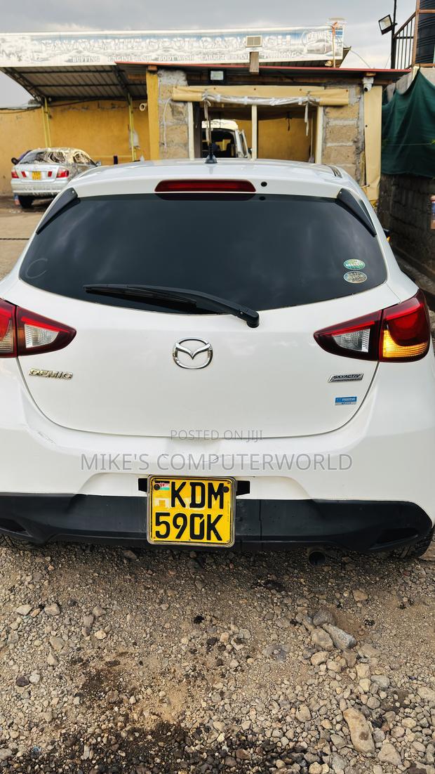 Mazda Demio 2016 White