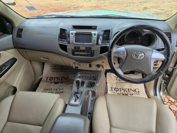 Toyota Fortuner 2012 Beige