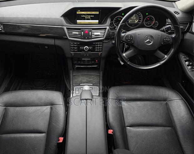 Mercedes-Benz E300 2009 White