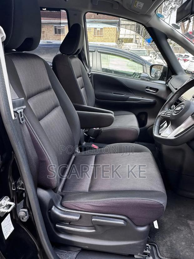 Nissan Serena 2019 Black