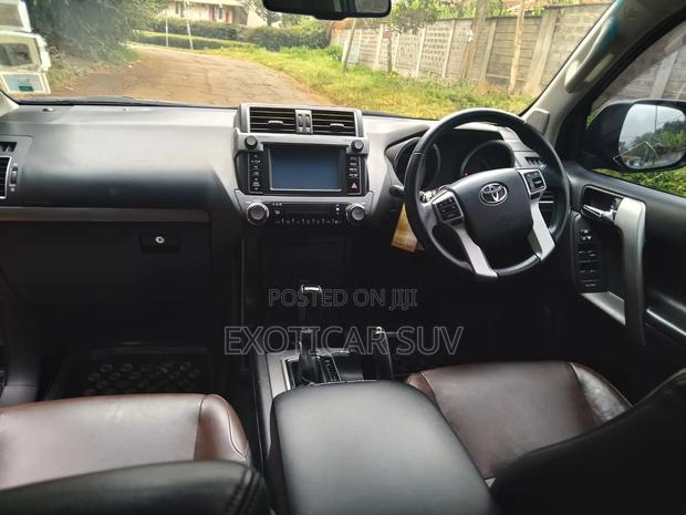 Toyota Land Cruiser Prado 2017 Matt Black