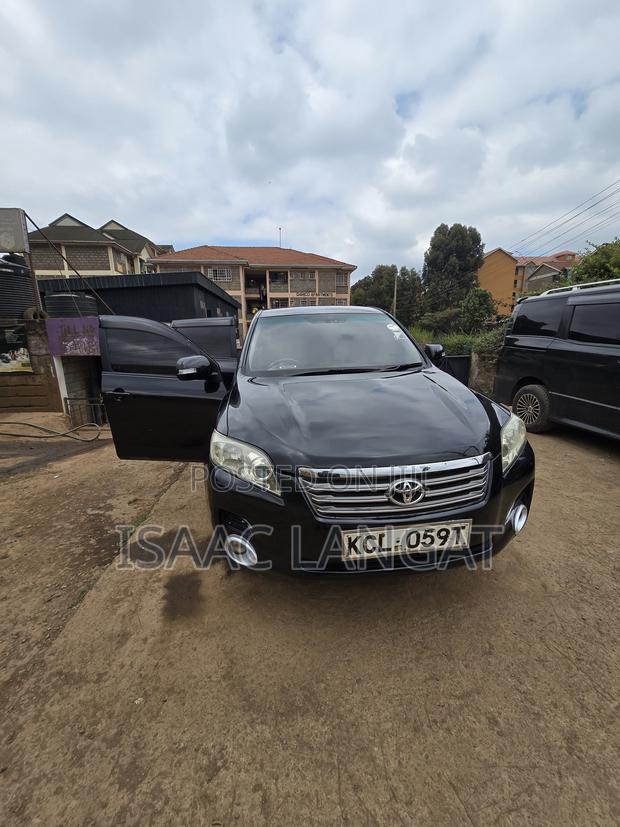 Toyota Vanguard 2010 Black