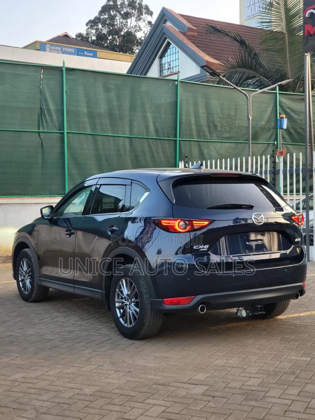 Mazda CX-5 2019 Blue