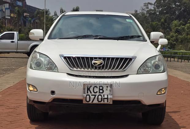 Toyota Harrier 2.4 4WD 2008 Off white