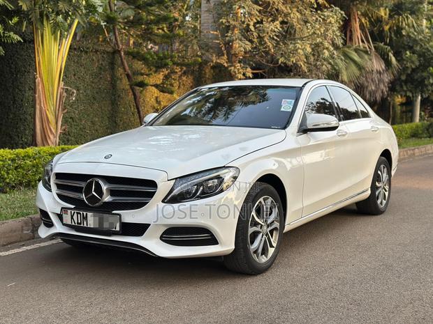 Mercedes-Benz C180 2015 White