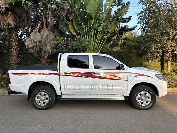Toyota Hilux 2.5 D-4D 2007 White