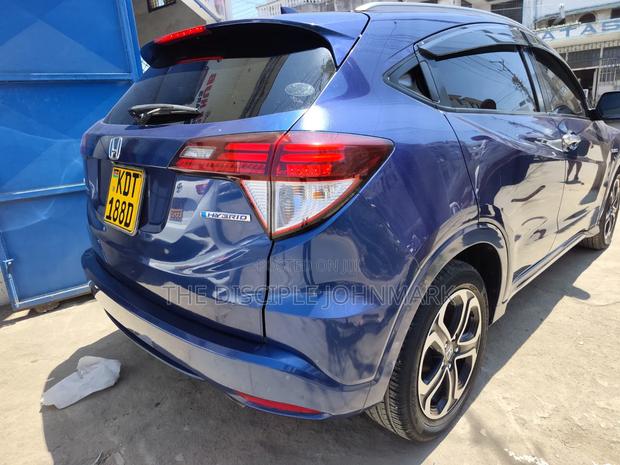 Honda Vezel 2017 Blue