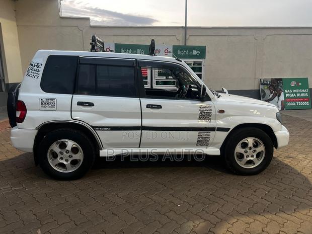 Mitsubishi Pajero 2007 White