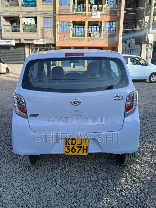 Daihatsu Mira 2015 Blue