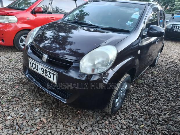 Toyota Passo 2012 Purple