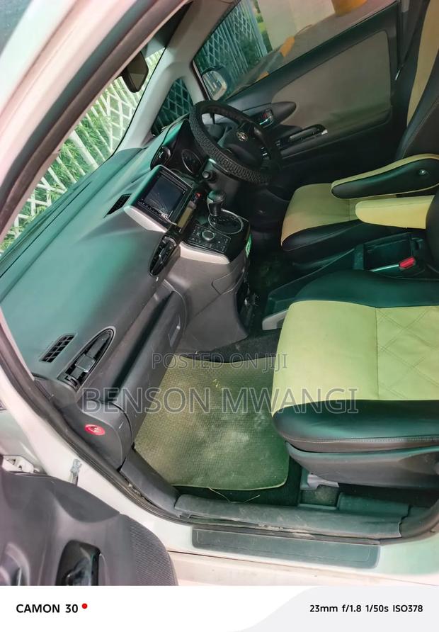 Toyota Wish 2010 White