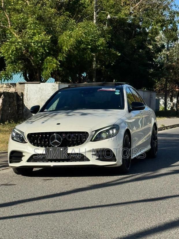 Mercedes-Benz C200 2020 White