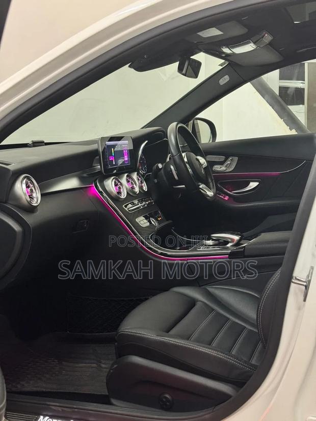 Mercedes-Benz C200 2020 White