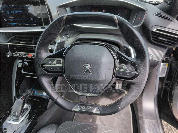 Peugeot 2008 1.2 PureTech (130 Hp) 2021 Black