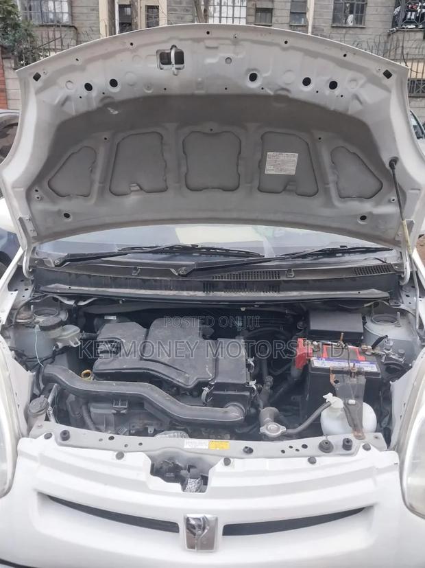 Toyota Passo 2016 White