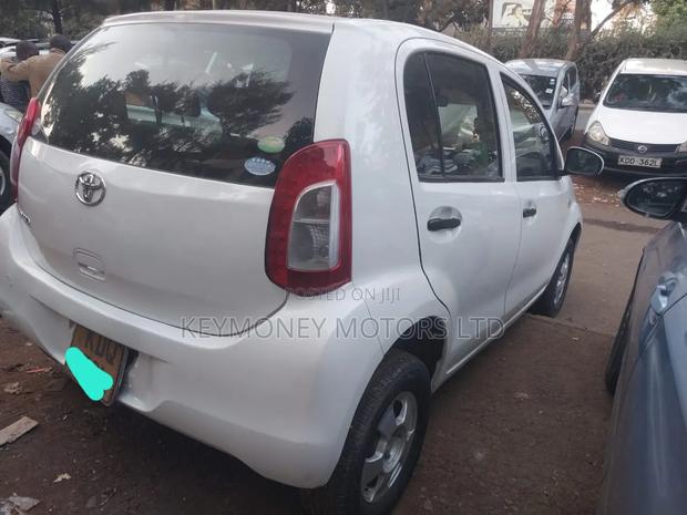 Toyota Passo 2016 White